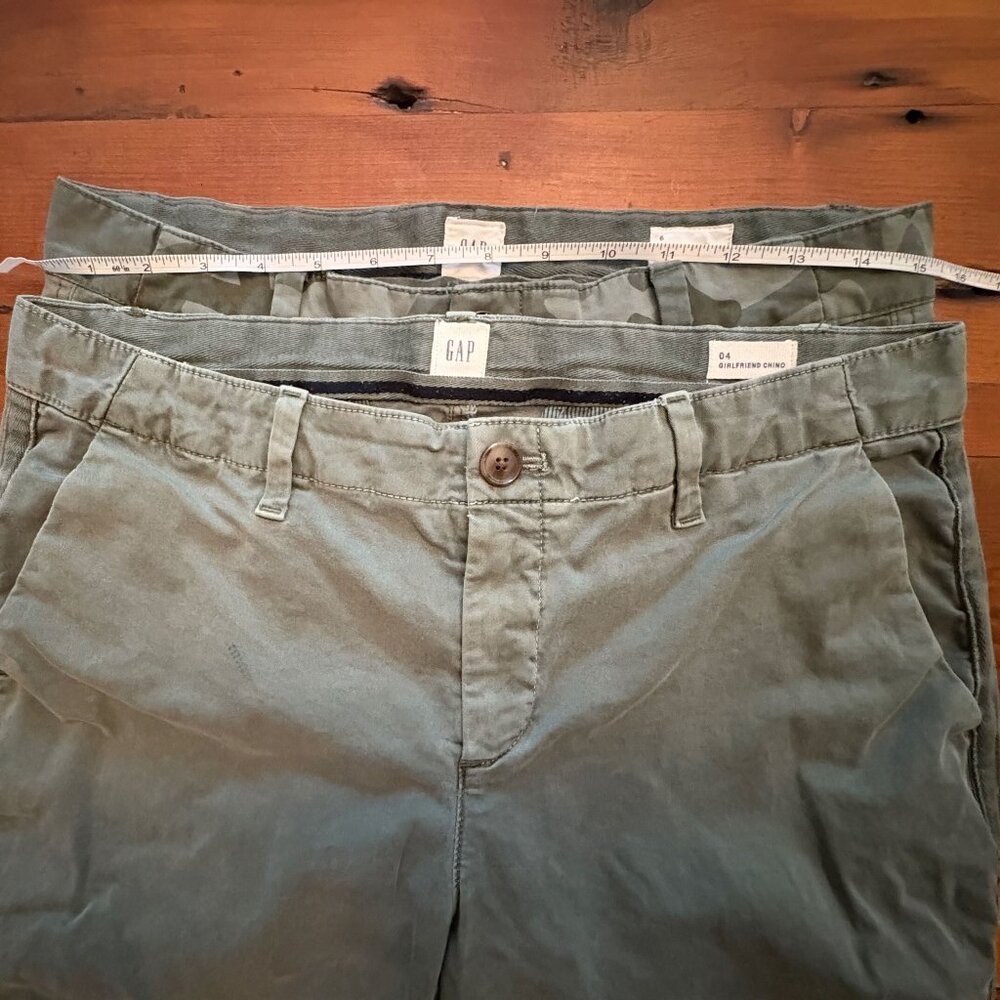 2 Pairs of GAP Girlfriend Cropped Pants/: Olive and Camo Size 4/6 - like new!! - Picture 4 of 4